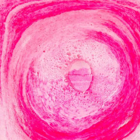 3 Cait & Co - Bath Bombs - Picture 4 of 4